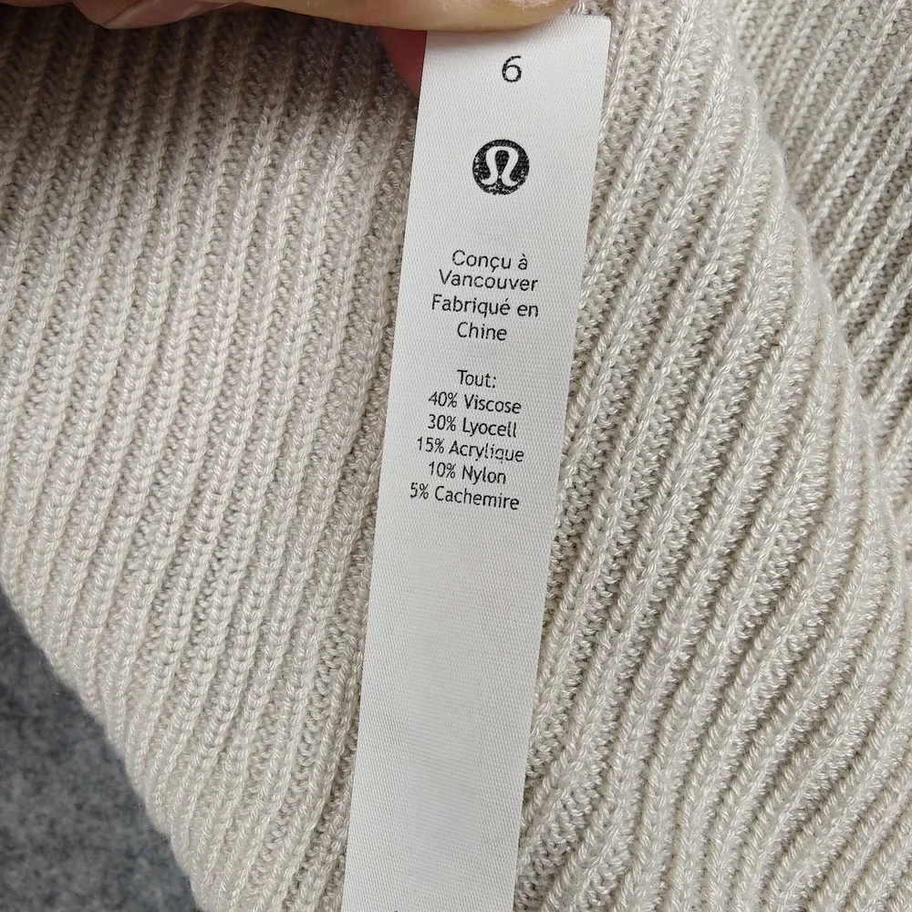 Lululemon Sweater Womens 6 Beige Ribbed Knit Asymmetrical‎ Hem Crewneck Pullover